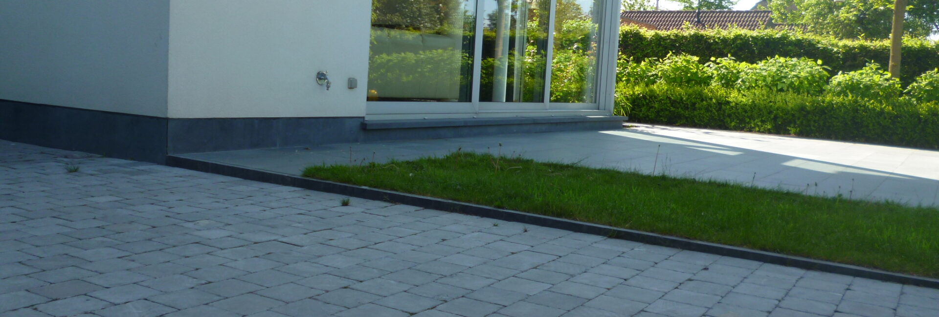 blauwe hardsteen tegels