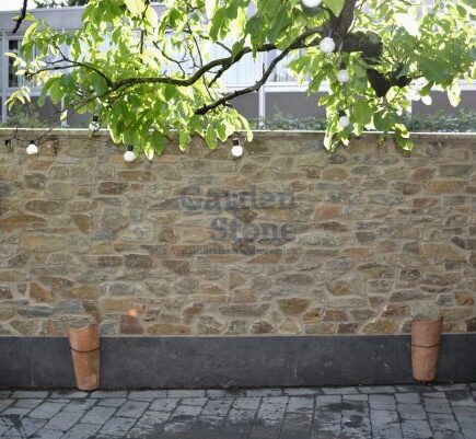 gevelplint hardsteen