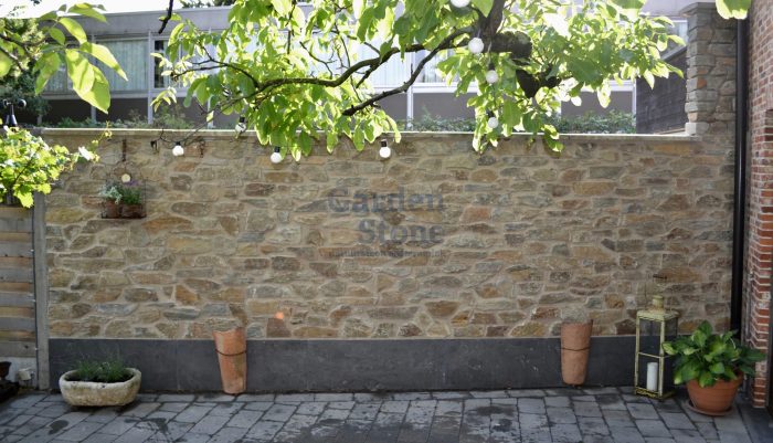 gevelplint hardsteen