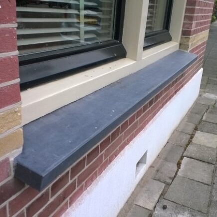 stenen dorpel buitendeur