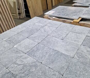 hardsteen tegels buiten