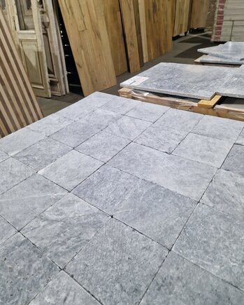 hardsteen tegels buiten