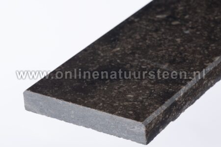 hardstenen onderdorpel