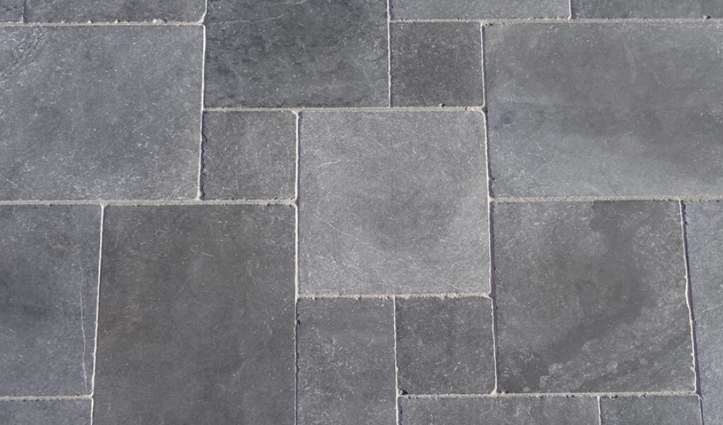 belgisch hardsteen terrastegels