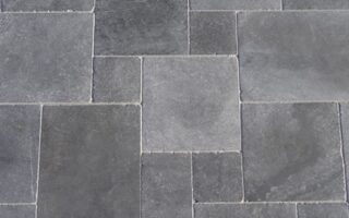 belgisch hardsteen terrastegels