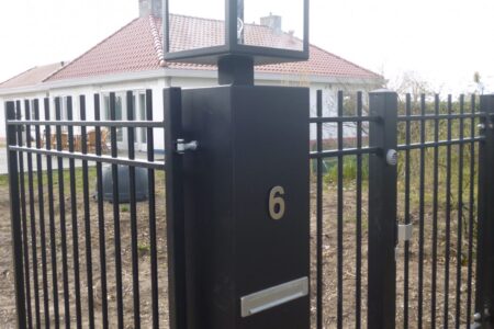metalen brievenbus op maat